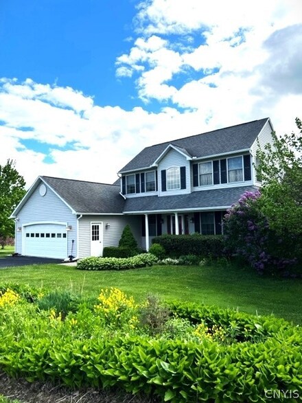 4203 Highland Ave, Skaneateles, NY 13152