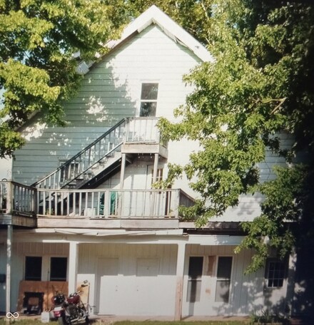 31 N Madison Ave, Hanover, IN 47243
