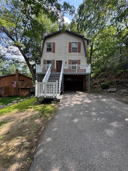 34 Winding Way, Byram Township, NJ 07821