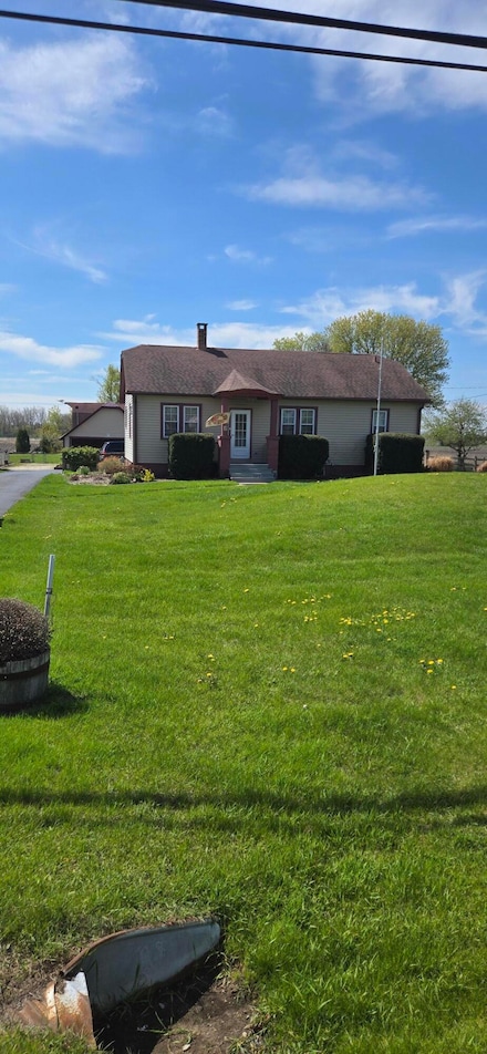 10803 Spring St, Mount Pleasant, WI 53177