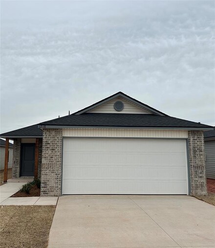 1218 Guthrie Farms Blvd, Guthrie, OK 73044
