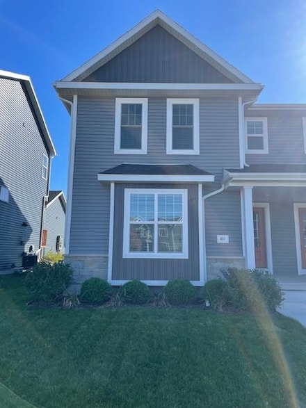 621 Hillcrest Dr, Waunakee, WI 53597