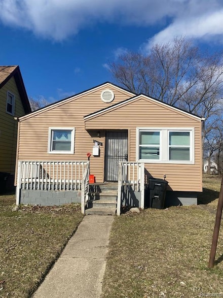 18043 Syracuse St, Detroit, MI 48234
