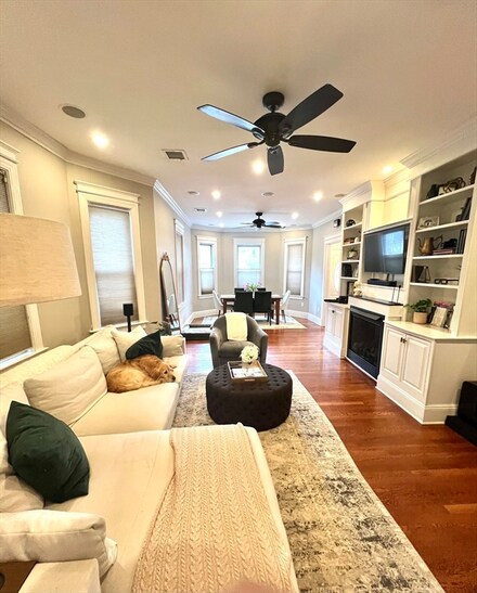 118 King St Unit 1, Boston, MA 02122