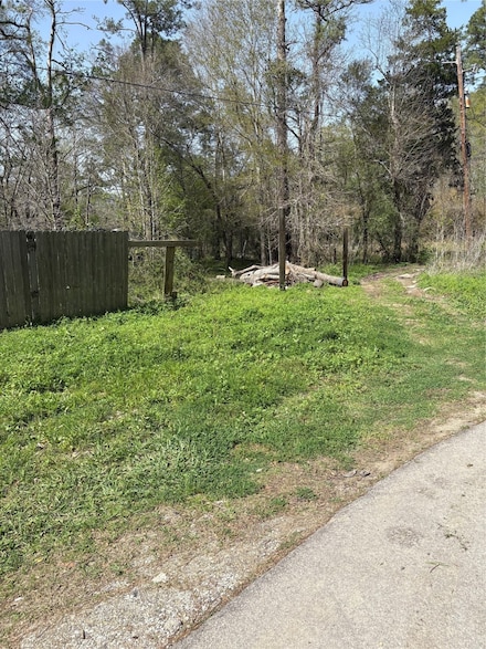 11775 Carpenter Rd, Beaumont, TX 77713