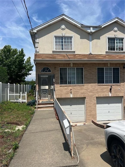251 Maryland Ave, Staten Island, NY 10305