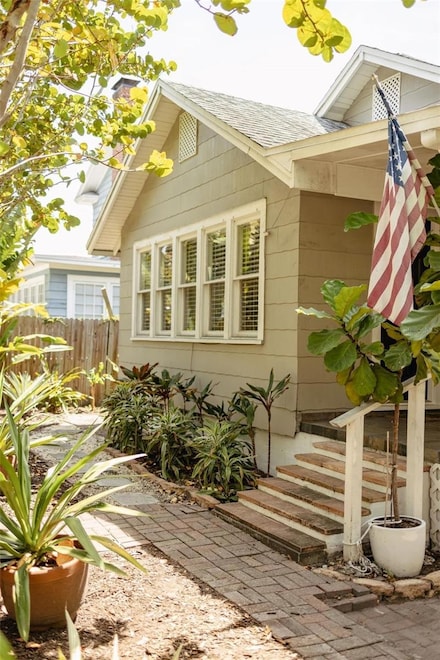 1024 22nd Ave N, Saint Petersburg, FL 33704