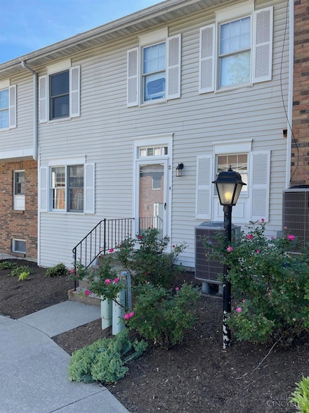 5662 Rapid Run Rd Unit 10 2, Cincinnati, OH 45238