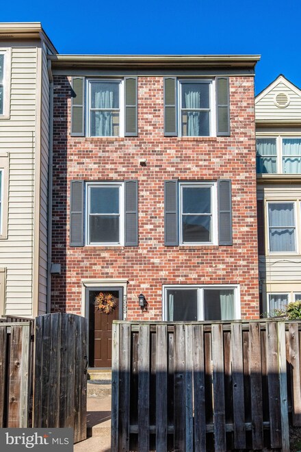 7555 Belle Grae Dr, Manassas, VA 20109