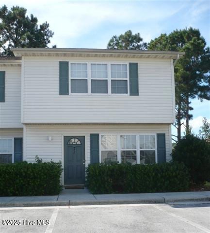71 Crush Ct, Swansboro, NC 28584