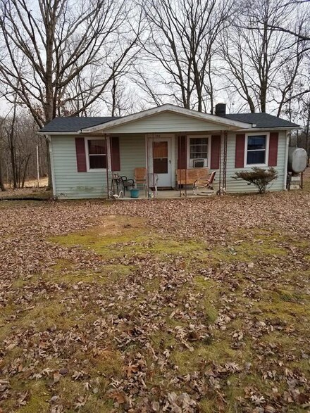 356 Tomahawk Mill Rd, Chatham, VA 24531