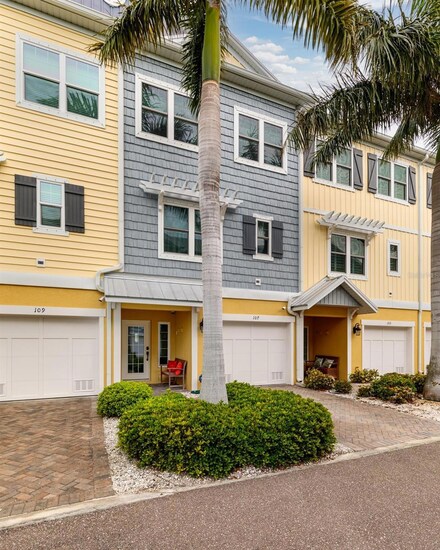 107 Haven Beach Dr, Indian Rocks Beach, FL 33785