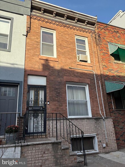 1926 S Lambert St, Philadelphia, PA 19145