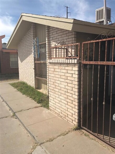3001 Red Sails Dr Unit A, El Paso, TX 79936
