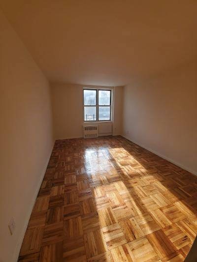 94-20 59th Ave, Elmhurst, NY 11373