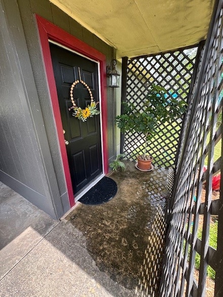 1571 Blue Water Dr, Freeport, TX 77541