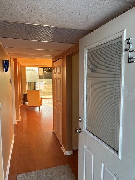112 Royal Park Dr Unit 3E, Oakland Park, FL 33309