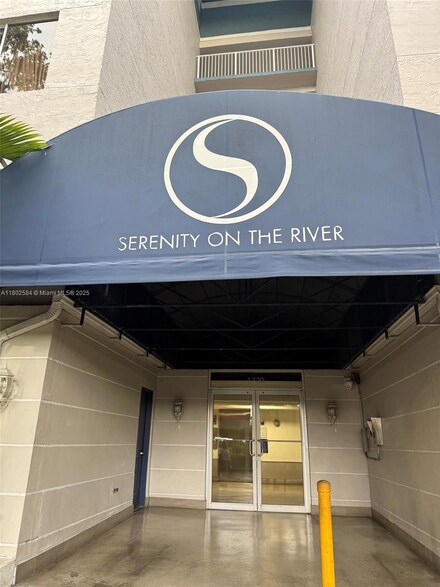 1720 NW North River Dr Unit 203, Miami, FL 33125