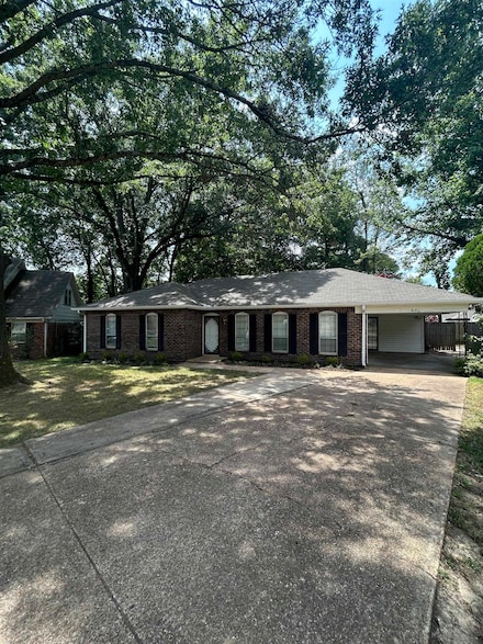 6180 Garden Cove, Memphis, TN 38134