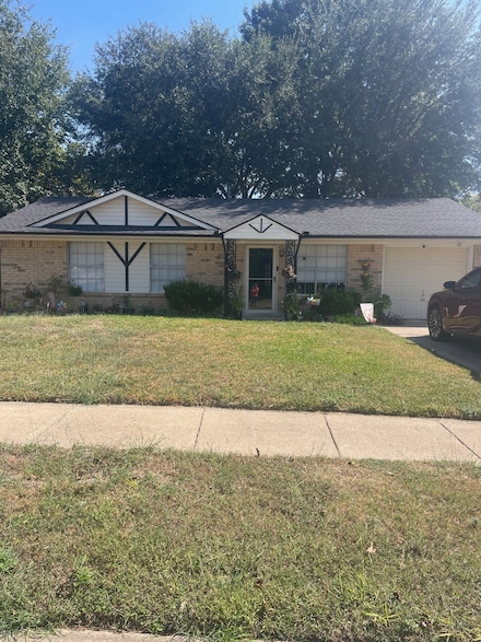 263 Merribrook Trail, Duncanville, TX 75116