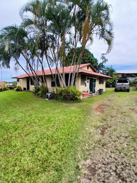 18 Kauiki St, Hana, HI 96713