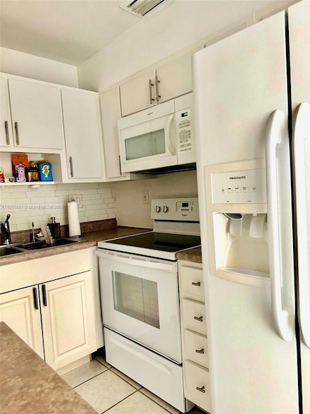 3000 NE 16th Ave Unit 209, Oakland Park, FL 33334