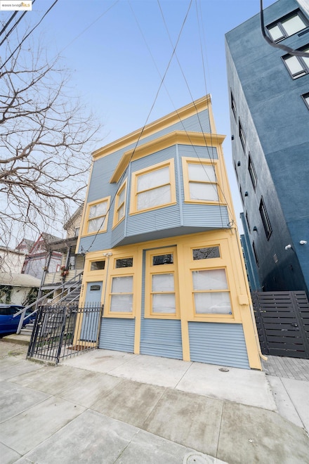 671 9th St, Oakland, CA 94607