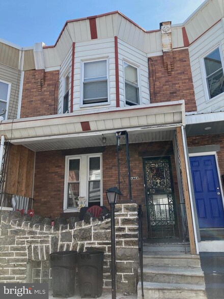 576 E Herman St, Philadelphia, PA 19144