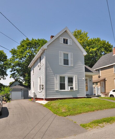 106 Palm St, Bangor, ME 04401