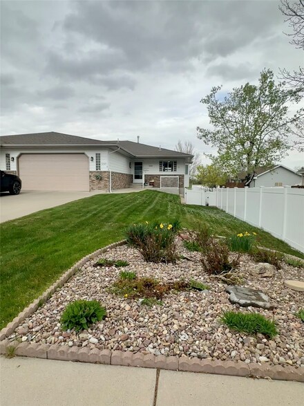 3249 9th Ave N, Great Falls, MT 59401