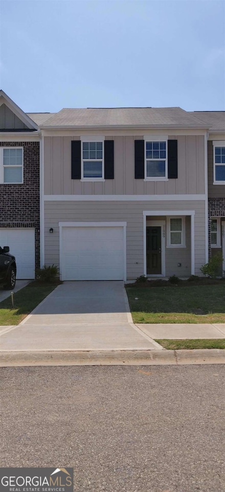 11992 Fuller St, Hampton, GA 30228