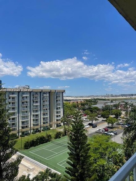 801 NW 47th Ave Unit 315W, Miami, FL 33126