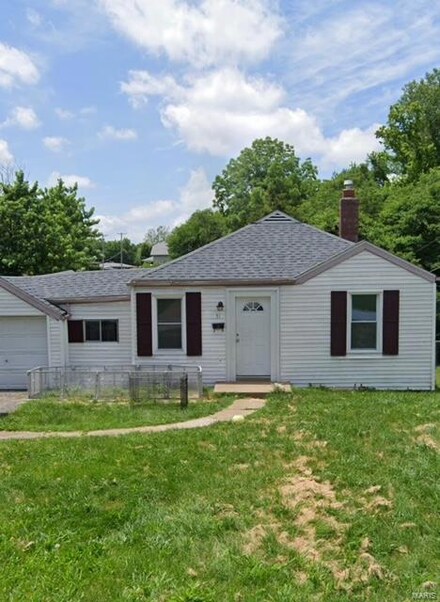 51 Henquin Dr, Saint Louis, MO 63135