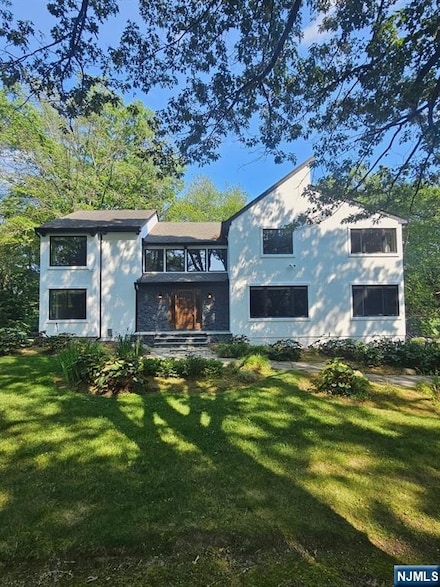 179 Woodside Ave, Franklin Lakes, NJ 07417