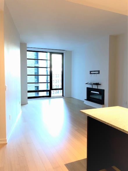 580 Washington St Unit 814, Boston, MA 02111