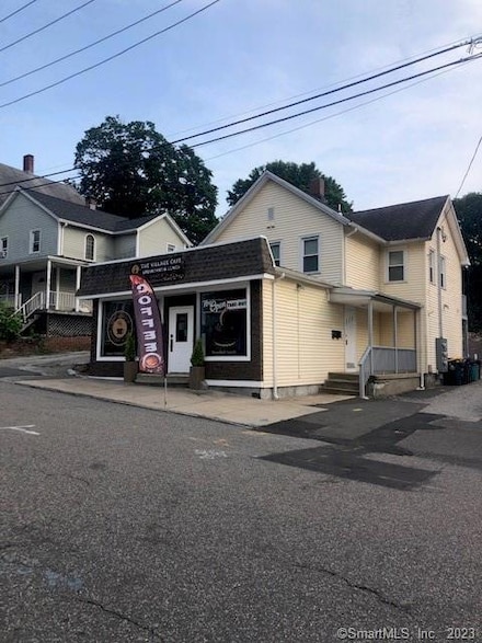 52 Platt St, Ansonia, CT 06401