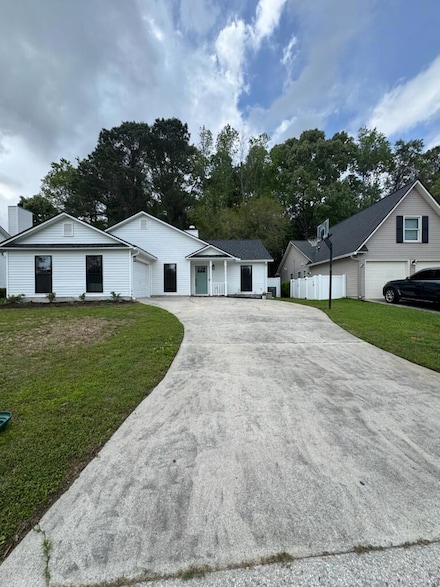 124 Toura Ln, Charleston, SC 29414