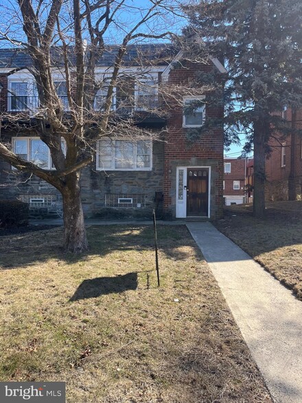 928 E Durard St, Philadelphia, PA 19150