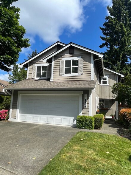 4402 Clarendon Ln SE, Lacey, WA 98513