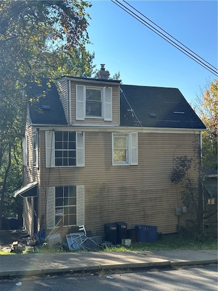 653 Tokay St, Pittsburgh, PA 15221