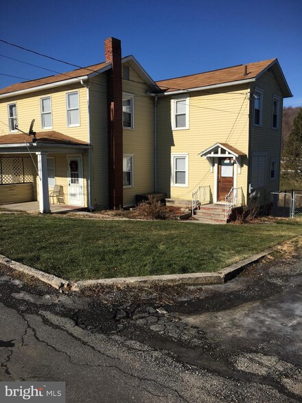17009 Beechers Ave SW, Frostburg, MD 21532