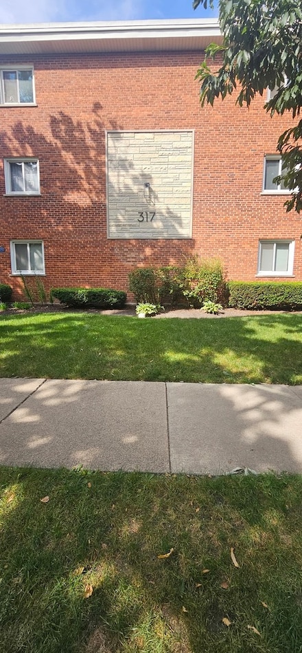 317 Wisconsin Ave Unit 1A, Oak Park, IL 60302