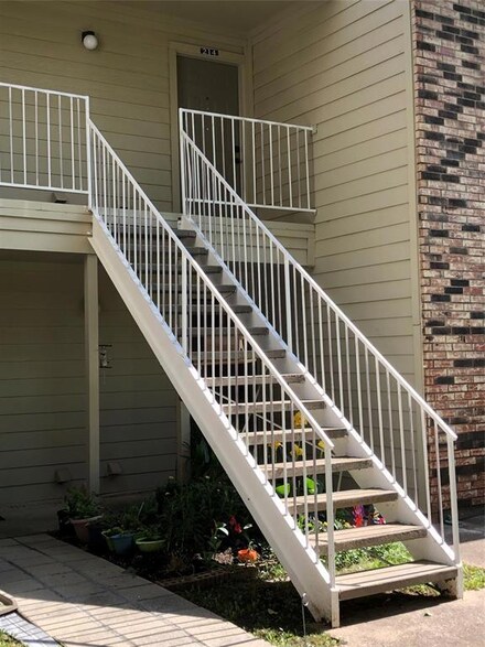 2200 E Trinity Mills Rd Unit 214, Carrollton, TX 75006