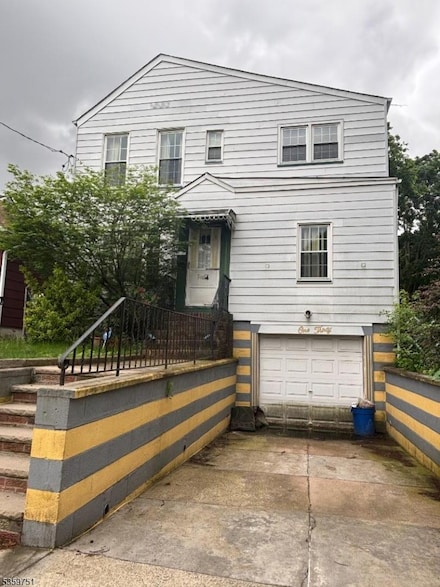 130 Riverview Ave, North Arlington, NJ 07031