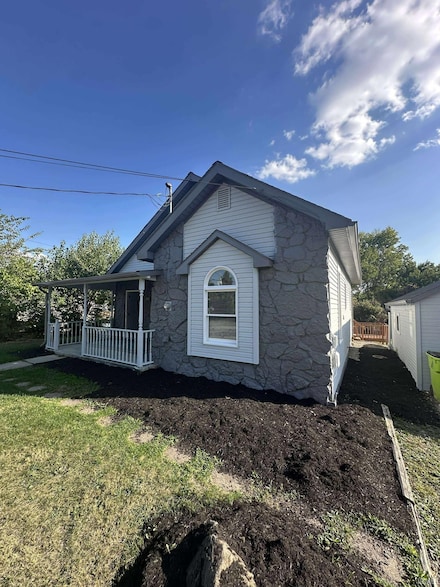 615 North St, Huntington, IN 46750