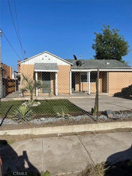 1187 N L St, San Bernardino, CA 92411