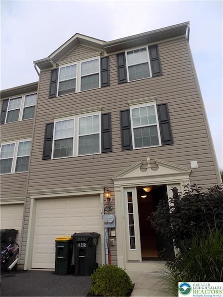 1145 Sparrow Way Unit 75, Breinigsville, PA 18031
