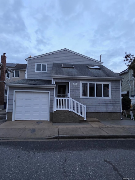 86 Armour St, Long Beach, NY 11561
