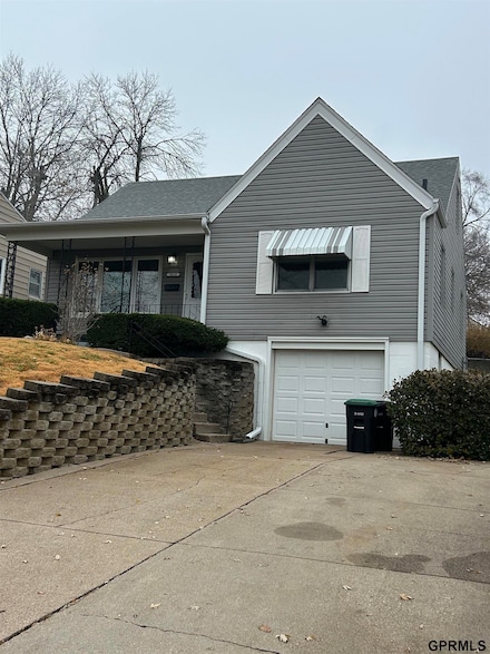 3829 N 65th Ave, Omaha, NE 68104