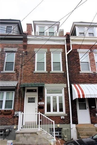 4212 Post St, Pittsburgh, PA 15201